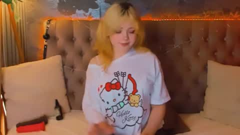 Baby Emelli online show from 05-06-26, 06:41