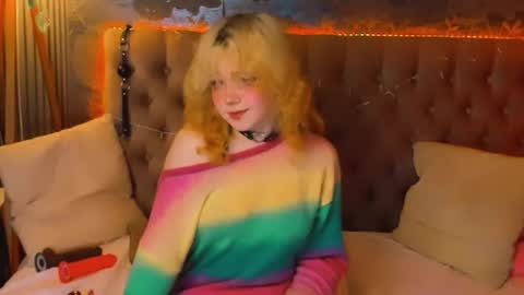 Baby Emelli online show from 05-11-26, 07:47