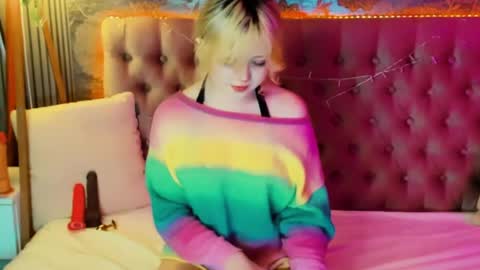 Baby Emelli online show from 05-26-26, 06:42