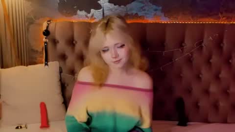 Baby Emelli online show from 06-16-26, 06:05