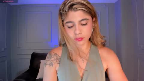 Emily Armstrong online show from 01-07-26, 08:00