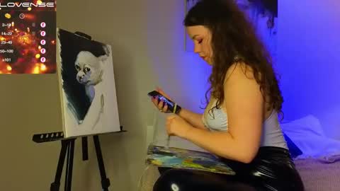 Snapshot of emilyart_ chatting on 12-21-24, 02:52 artist Emily online show from 12-21-24, 02:52