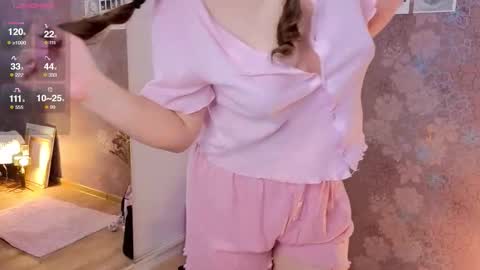 artist Emily online show from 02-24-26, 05:05