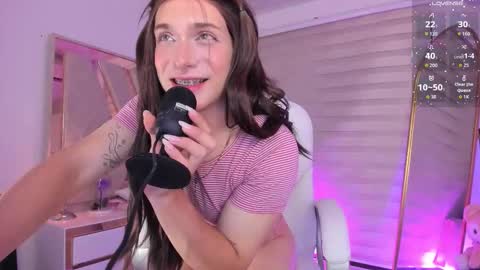 EMILY RAFFS online show from 01-18-26, 09:02