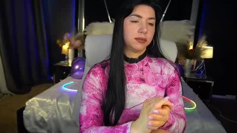 Emy online show from 01-17-26, 07:13