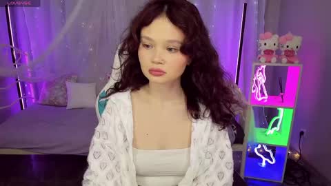 Snapshot of emilychaves chatting on 05-25-26, 07:14 Emilyhaves online show from 05-25-26, 07:14