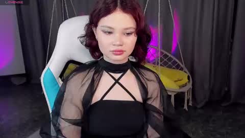 Emilyhaves online show from 07-20-26, 06:06
