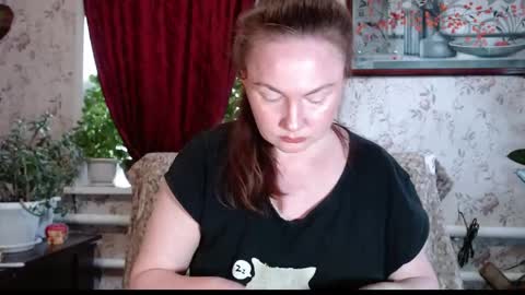 EmilyDoth online show from 05-05-26, 07:16