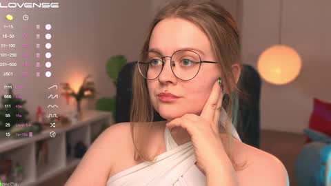 Emily  online show from 01-03-25, 12:30