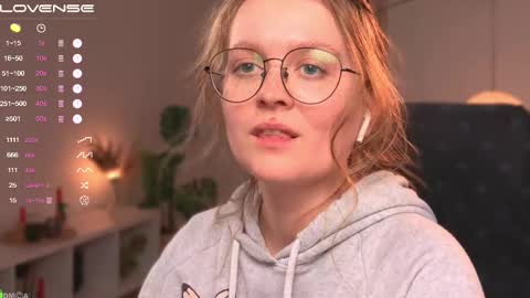 Emily  online show from 02-23-25, 06:23