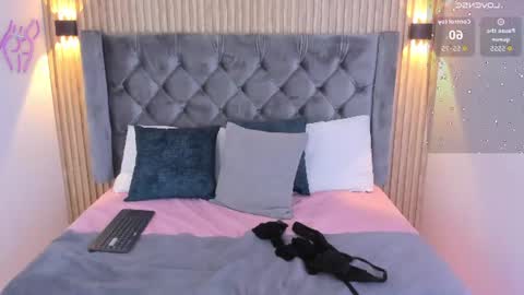 Snapshot of emilygracce chatting on 07-01-26, 12:18 emilygracce online show from 07-01-26, 12:18