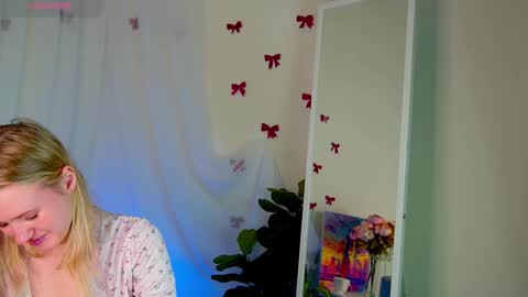 Emi online show from 03-16-26, 01:33