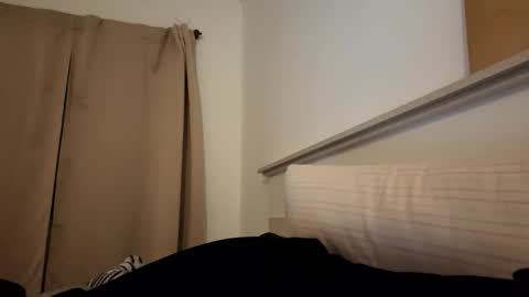 Snapshot of emilyhorney_ chatting on 10-07-25, 11:57 Aria Becker online show from 10-07-25, 11:57