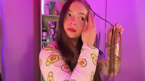 VALEEEN online show from 01-17-25, 03:53