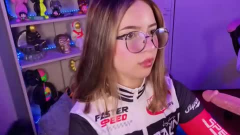 VALEEEN online show from 03-25-26, 03:40