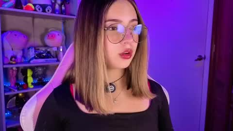 VALEEEN online show from 05-14-26, 02:46