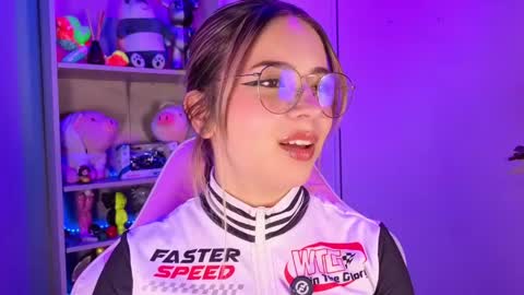 VALEEEN online show from 05-21-26, 02:46