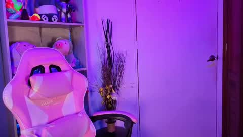 VALEEEN online show from 05-23-26, 03:05