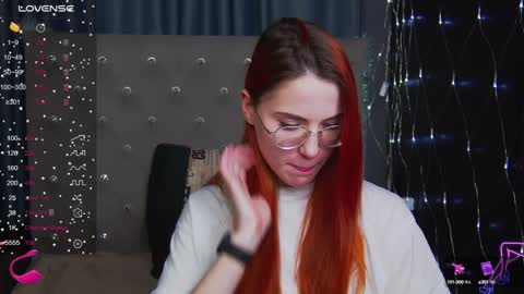 Snapshot of emilykents chatting on 01-17-25, 04:39 EmilyKents online show from 01-17-25, 04:39