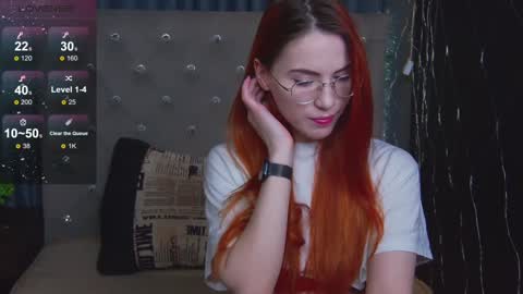 Snapshot of emilykents chatting on 01-19-25, 01:43 EmilyKents online show from 01-19-25, 01:43