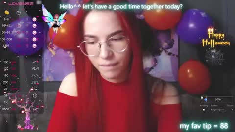 Snapshot of emilykents chatting on 10-16-25, 02:23 EmilyKents online show from 10-16-25, 02:23