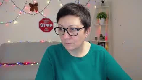 Emily online show from 01-12-26, 07:35