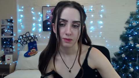 Snapshot of emilylayer chatting on 12-15-24, 03:34 Emyli online show from 12-15-24, 03:34