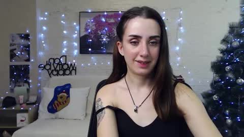 Snapshot of emilylayer chatting on 12-26-24, 03:06 Emyli online show from 12-26-24, 03:06