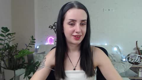 Snapshot of emilylayer chatting on 02-24-25, 08:58 Emyli online show from 02-24-25, 08:58