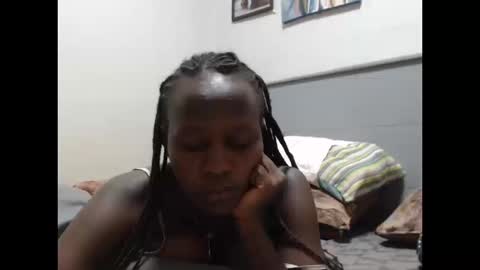 Emilly online show from 03-12-26, 11:00