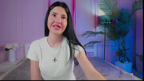 Emily online show from 05-28-26, 08:17