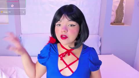 Snapshot of emilyrouss_ chatting on 10-15-25, 07:47 EMILY online show from 10-15-25, 07:47