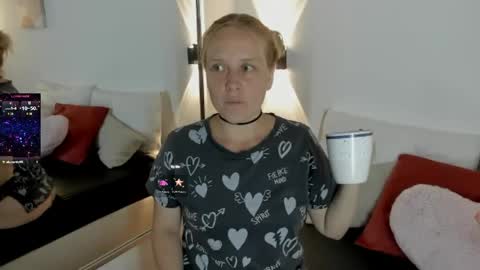 Summer 3 online show from 04-24-26, 04:15