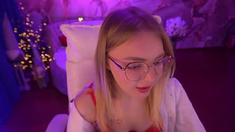 Snapshot of emilysunshines chatting on 01-17-25, 03:34 MY NAME IS Emily WELCOME EVERYONE I WILL BE HAPPY TO GIVE YOU WHAT YOU HAVE DREAMED OF FOR SO LONG online show from 01-17-25, 03:34