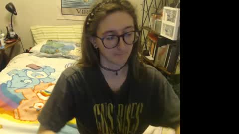 Snapshot of emilytfrench chatting on 12-04-24, 12:41 Emily online show from 12-04-24, 12:41