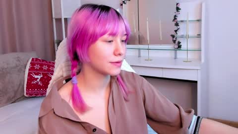 Betty online show from 05-29-26, 01:36