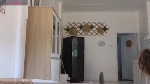 Snapshot of emilytrays chatting on 02-18-25, 06:48 Emily wish-list  online show from 02-18-25, 06:48