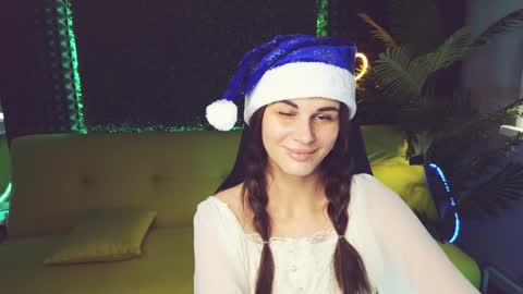 Emily online show from 12-24-24, 04:44