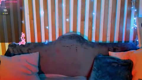 Emily online show from 11-18-25, 08:08