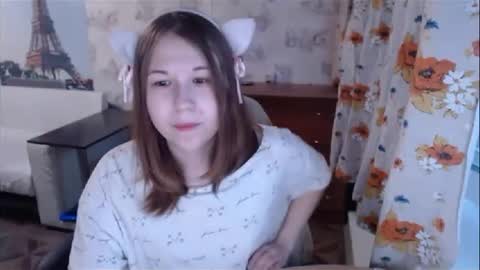 Snapshot of emilyway chatting on 12-17-24, 11:06 emilyway online show from 12-17-24, 11:06
