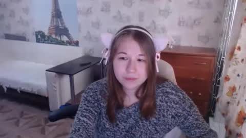 Snapshot of emilyway chatting on 02-03-25, 06:24 emilyway online show from 02-03-25, 06:24