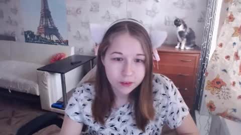 Snapshot of emilyway chatting on 02-11-25, 07:44 emilyway online show from 02-11-25, 07:44