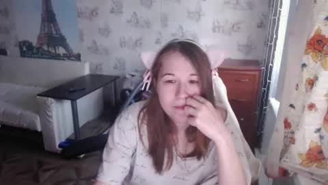 Snapshot of emilyway chatting on 02-28-25, 12:42 emilyway online show from 02-28-25, 12:42