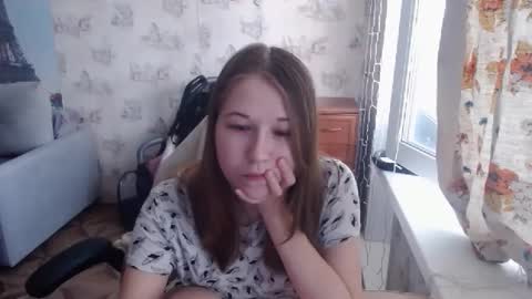 Snapshot of emilyway chatting on 03-06-25, 11:03 emilyway online show from 03-06-25, 11:03