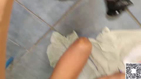 Emily ----  online show from 02-19-25, 02:34