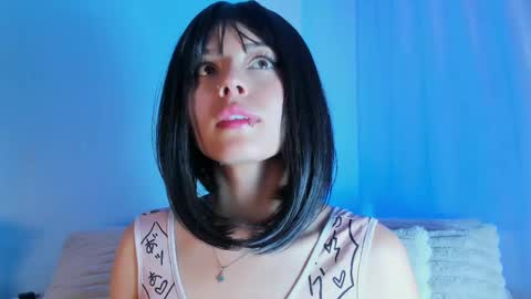    online show from 10-01-25, 01:55