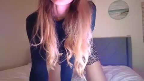 Snapshot of emilyy_miller chatting on 10-02-25, 01:56 emilly online show from 10-02-25, 01:56