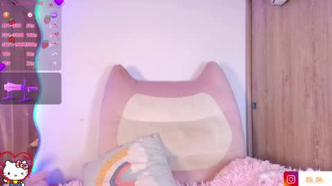Snapshot of emilyy_queen chatting on 05-20-26, 07:36 Emily online show from 05-20-26, 07:36