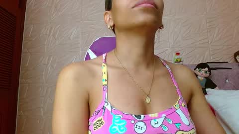 emilyzans07 online show from 09-28-25, 07:30