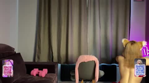 Snapshot of eminent_eva chatting on 09-09-25, 02:11 Eminent Eva online show from 09-09-25, 02:11